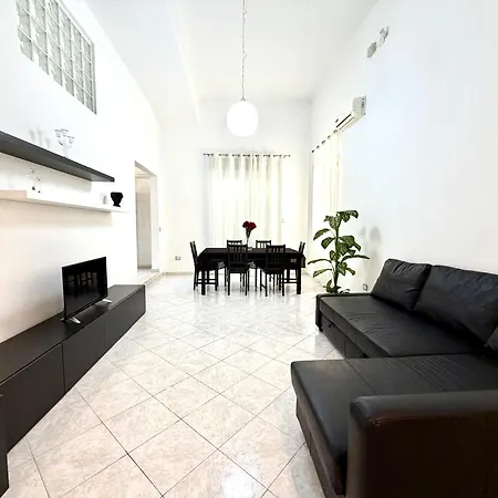 A13apartment * Syracuse