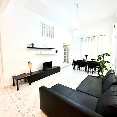 A13apartment * سيراكوزا